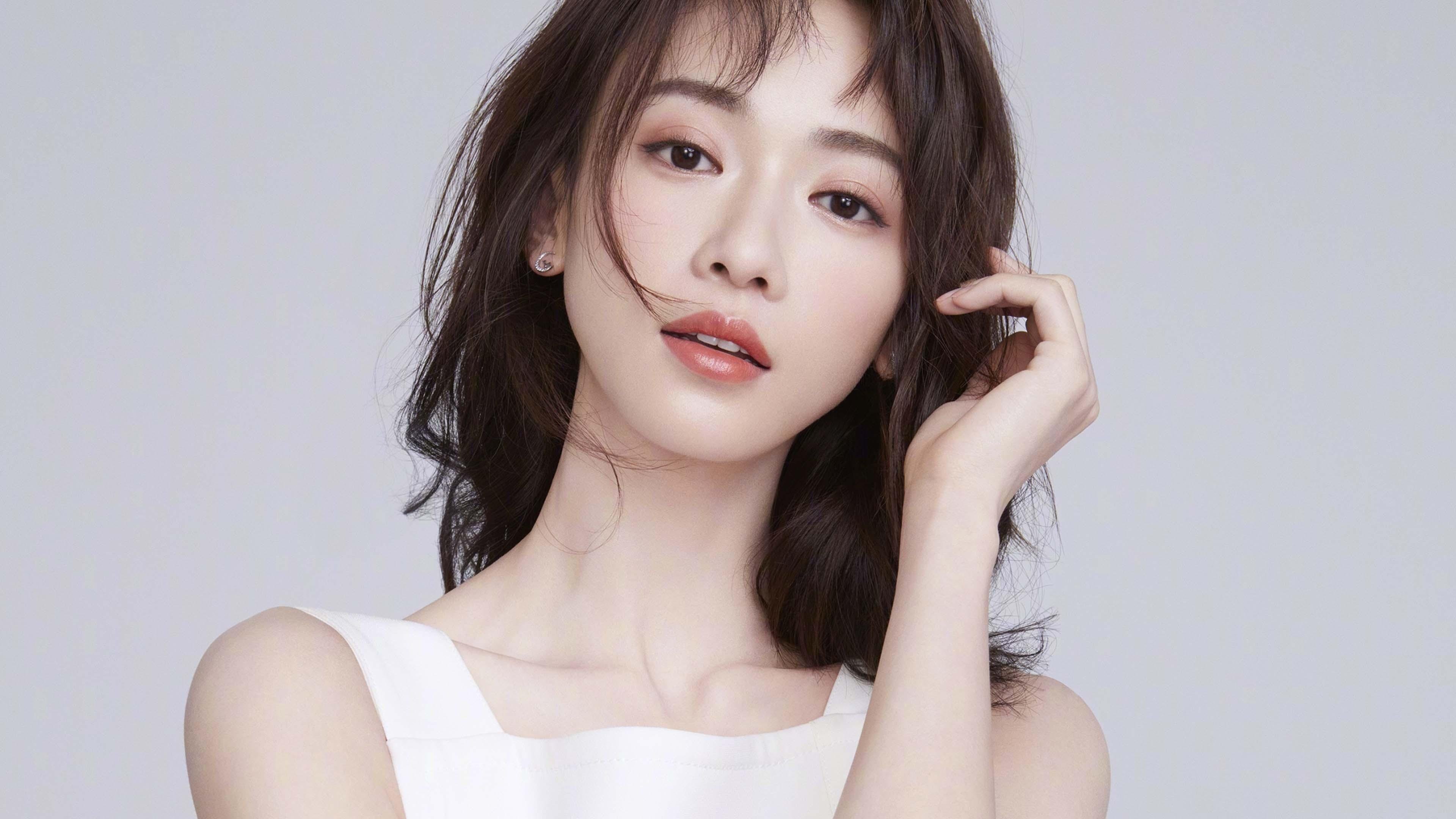 九游登录入口-《虚拟偶像与电竞：未来娱乐新局面》，虚拟偶像是否利大于弊