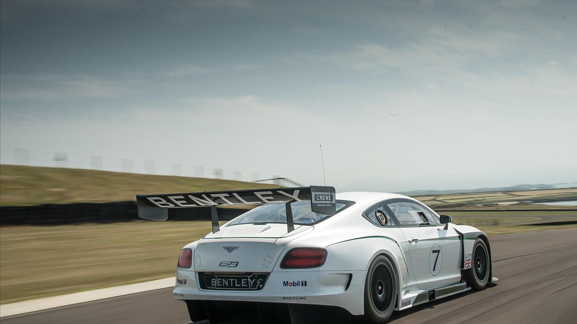 JIUYOU GAMING-火箭队球员技术突破扬名 追求全新高度，火箭队球员名单图片