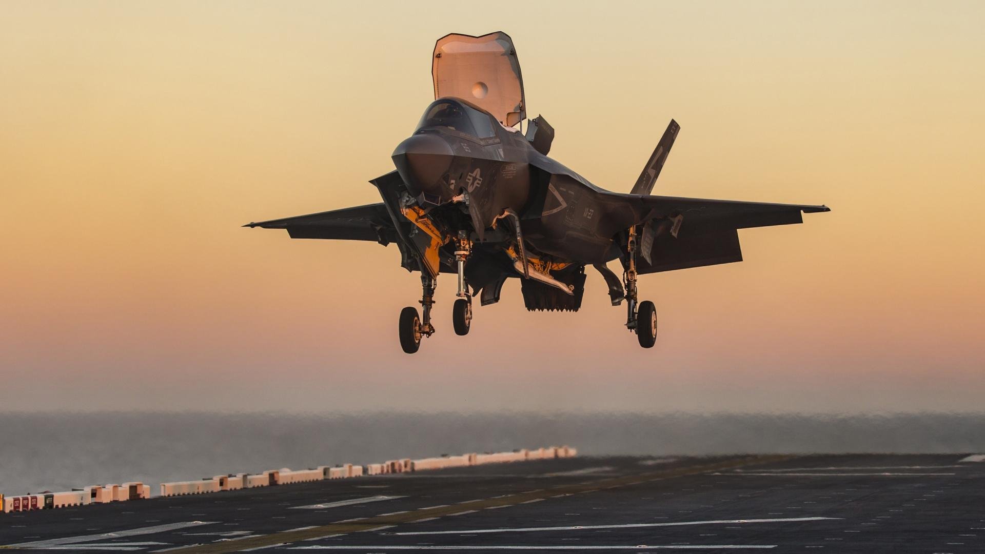 意甲教练组使用语义分析工具优化临场语言指令结构,意甲 教练