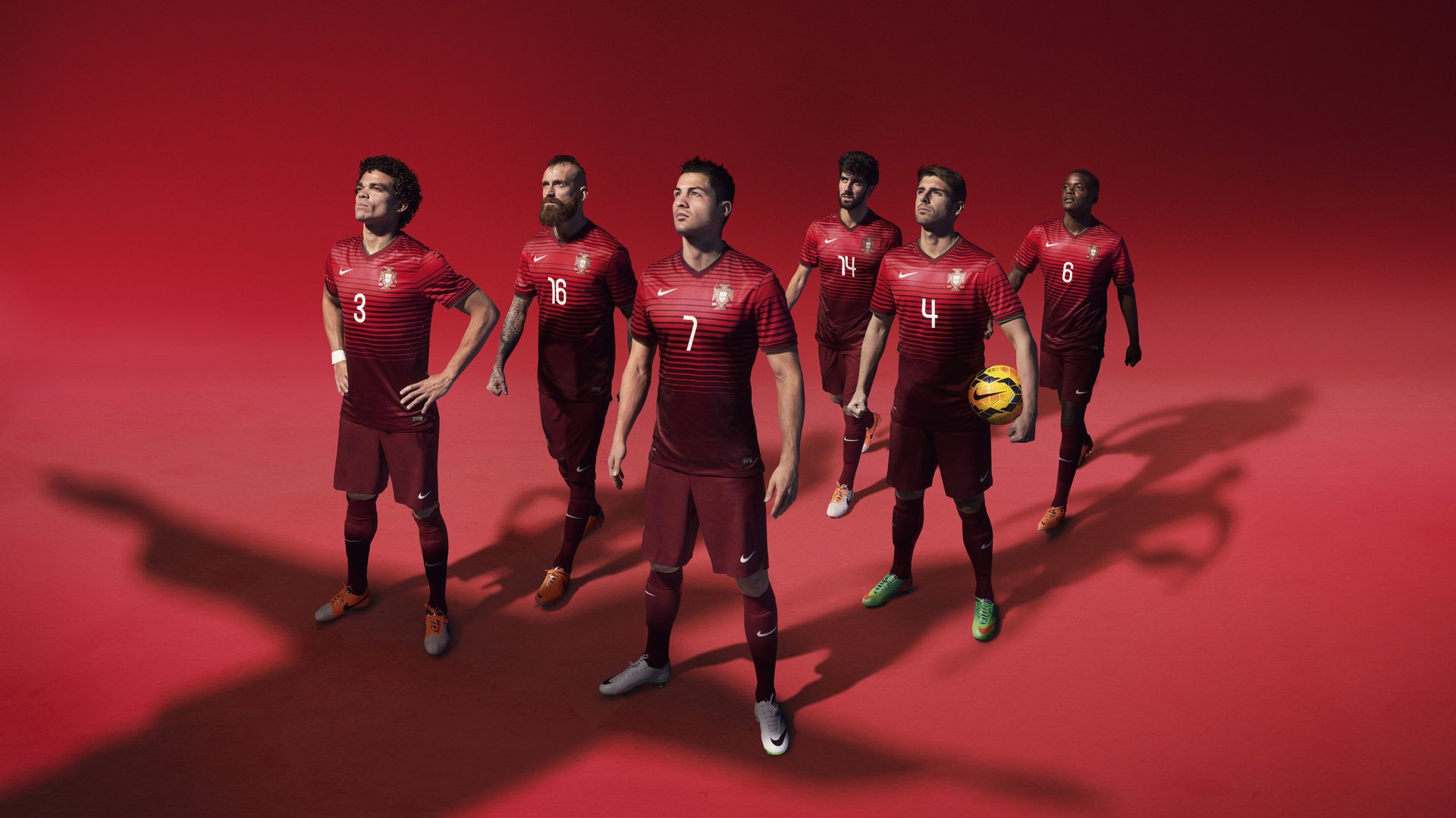 本土球员传控能力普遍不足，传控打法的球队